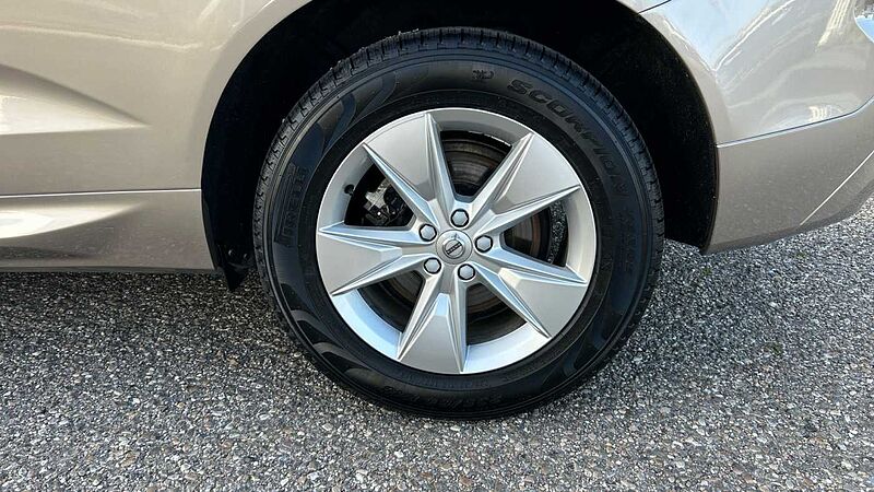 Volvo XC60 2.0 B4 D CORE AUTO 197 5P