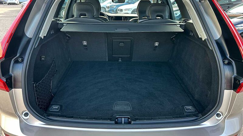 Volvo XC60 2.0 B4 D CORE AUTO 197 5P