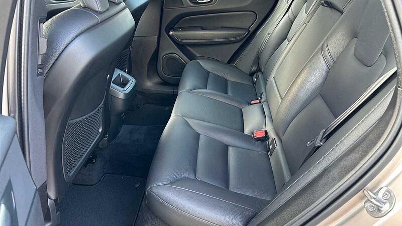 Volvo XC60 2.0 B4 D CORE AUTO 197 5P