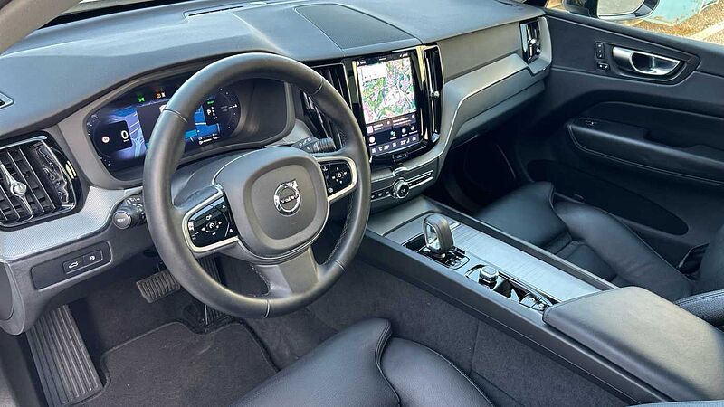 Volvo XC60 2.0 T6 RECHARGE PLUS DARK AUTO 4WD 350 5P