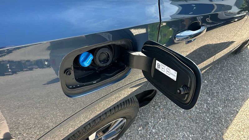 Volvo XC60 2.0 B4 D MOMENTUM PRO AUTO 197 5P