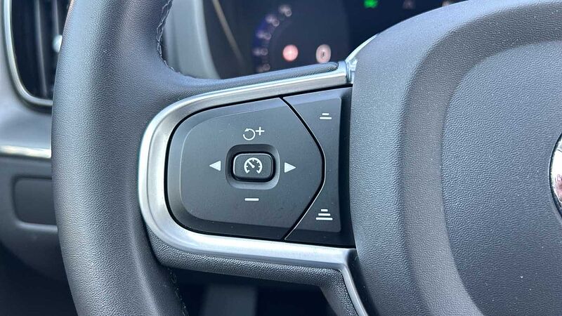 Volvo XC60 2.0 B4 D CORE AUTO 197 5P