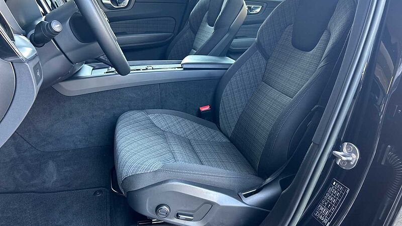 Volvo XC60 2.0 B4 D CORE AUTO 197 5P