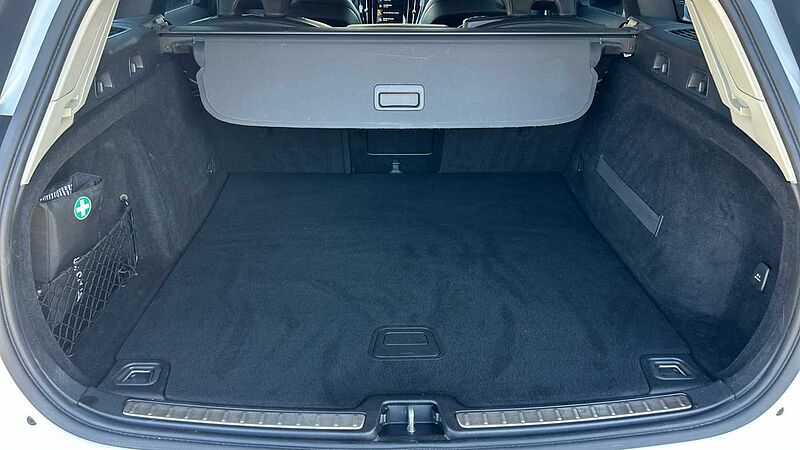 Volvo V60 Cross Country 2.0 D4 AUTO AWD 190 5P