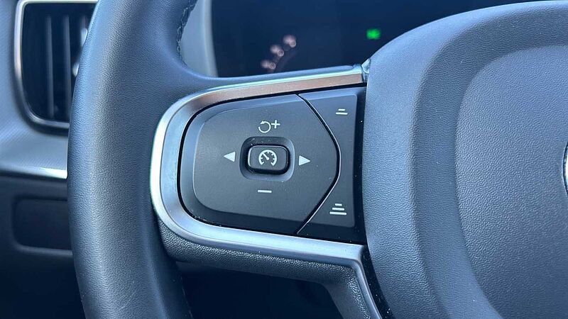 Volvo XC60 2.0 B4 D CORE AUTO 197 5P