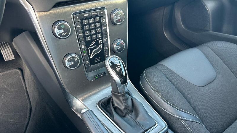 Volvo V40 2.0 D2 KINETIC AUTO 120 5P