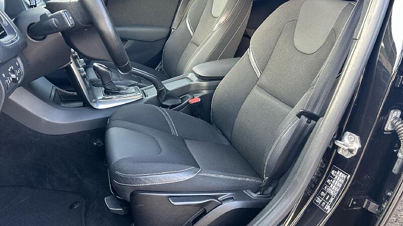 Volvo V40 2.0 D2 KINETIC AUTO 120 5P