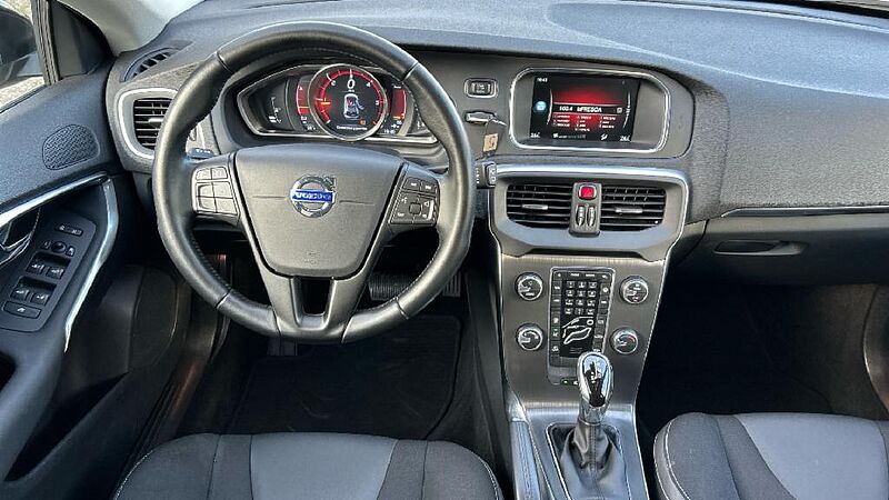 Volvo V40 2.0 D2 KINETIC AUTO 120 5P