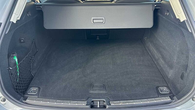 Volvo XC60 2.0 B5 P PLUS DARK AUTO 4WD 250 5P