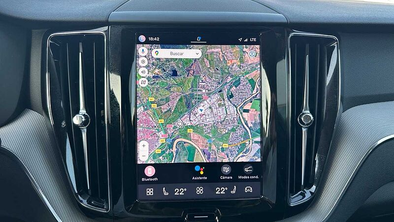 Volvo XC60 2.0 B5 P PLUS DARK AUTO 4WD 250 5P