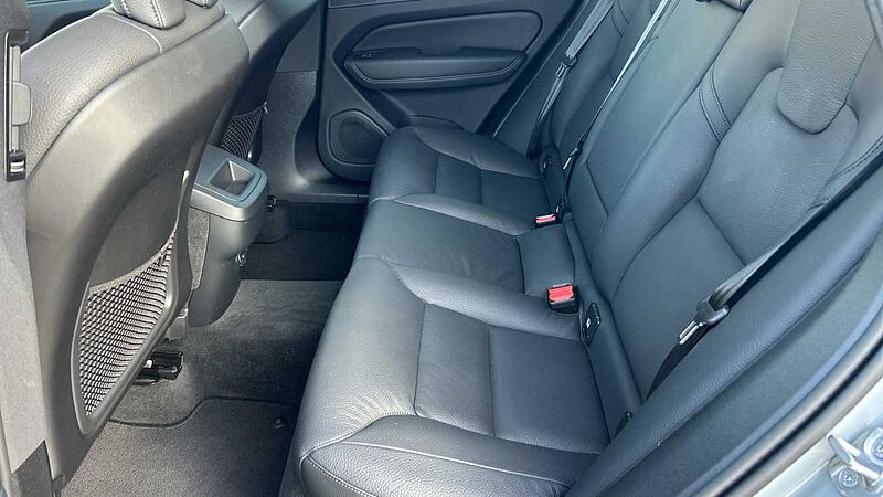 Volvo XC60 2.0 B5 P PLUS DARK AUTO 4WD 250 5P