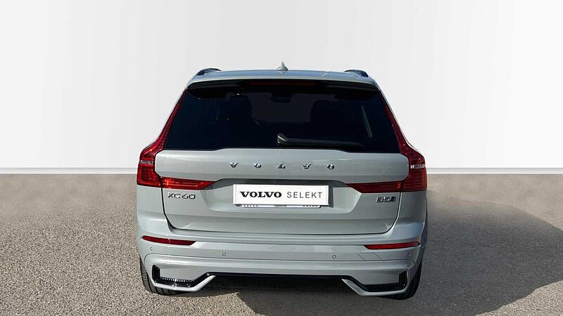 Volvo XC60 2.0 B5 P PLUS DARK AUTO 4WD 250 5P