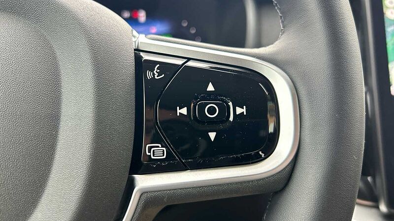 Volvo XC90 2.0 T8 PHEV PLUS DARK RECHARGE AWD AT 455 5P 7 Plazas