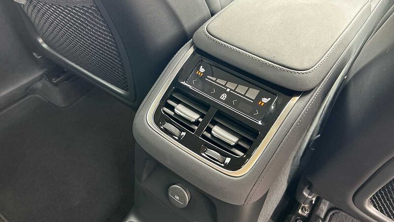 Volvo XC90 2.0 T8 PHEV PLUS DARK RECHARGE AWD AT 455 5P 7 Plazas