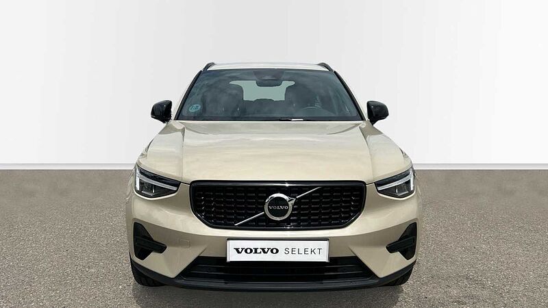 Volvo XC40 2.0 B3 PLUS DARK AUTO 163 5P