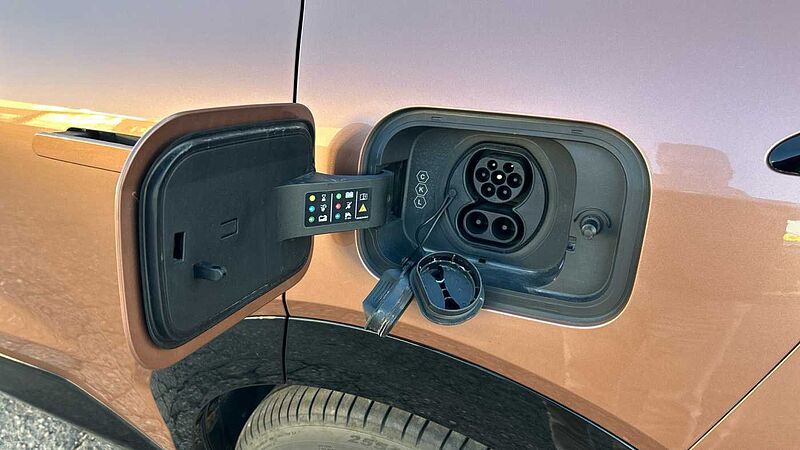Lynk & Co 08 1.5 PHEV MORE 350 5P