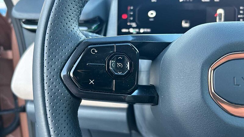 Lynk & Co 08 1.5 PHEV MORE 350 5P