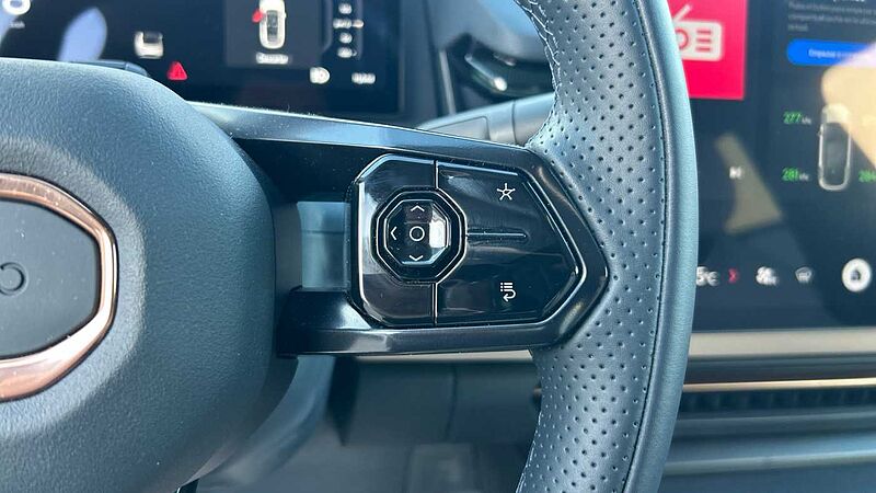 Lynk & Co 08 1.5 PHEV MORE 350 5P