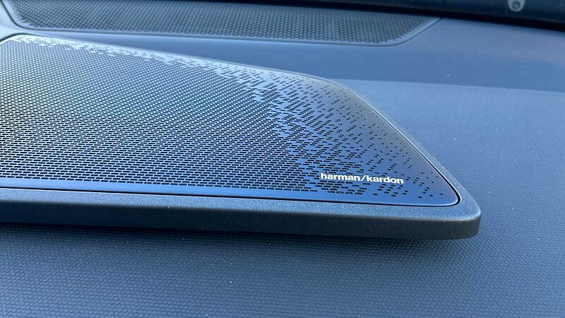 Lynk & Co 08 1.5 PHEV MORE 350 5P