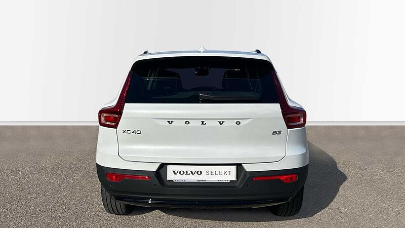 Volvo XC40 2.0 B3 PLUS DARK AUTO 163 5P