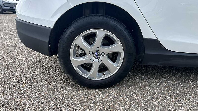 Volvo V40 Cross Country 1.6 D2 MOMENTUM DCT 115 5P