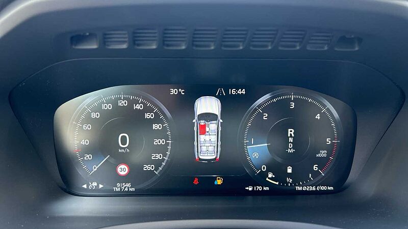 Volvo XC90 2.0 B5 D MOMENTUM PRO AWD AUTO 235 5P 7 Plazas