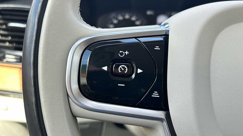 Volvo XC90 2.0 B5 D MOMENTUM PRO AWD AUTO 235 5P 7 Plazas