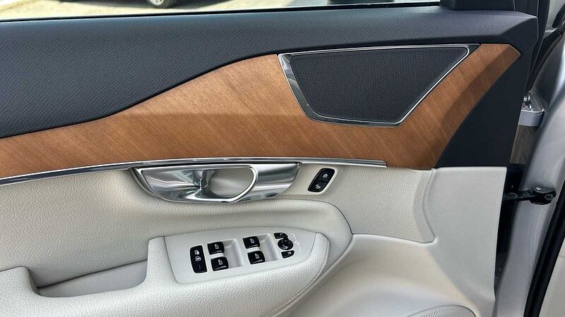 Volvo XC90 2.0 B5 D MOMENTUM PRO AWD AUTO 235 5P 7 Plazas