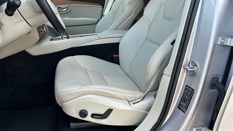 Volvo XC90 2.0 B5 D MOMENTUM PRO AWD AUTO 235 5P 7 Plazas