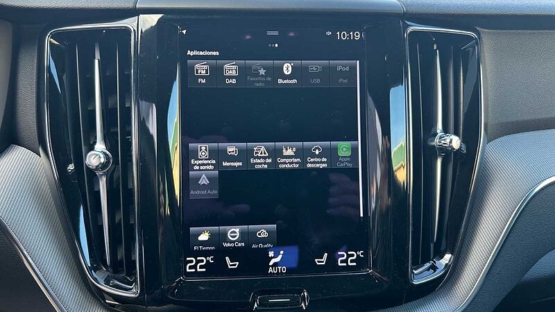 Volvo XC60 2.0 B4 P R-DESIGN AUTO 197 5P