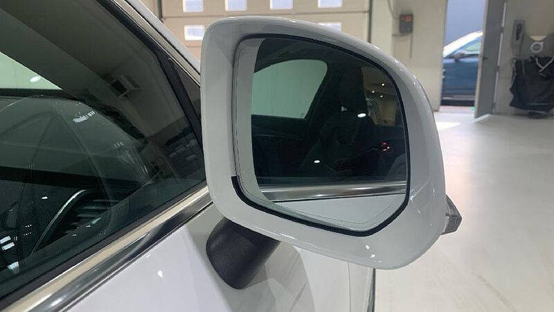 Volvo XC90 2.0 B5 D MOMENTUM PRO AWD AUTO 235 5P 7 Plazas