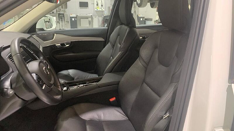Volvo XC90 2.0 B5 D MOMENTUM PRO AWD AUTO 235 5P 7 Plazas
