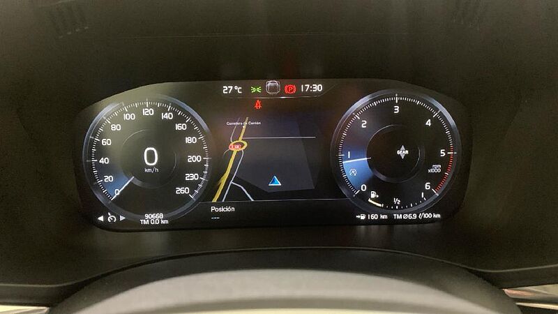 Volvo XC60 2.0 D3 MOMENTUM 150 5P