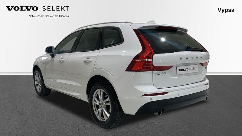 Volvo XC60 2.0 D3 MOMENTUM 150 5P