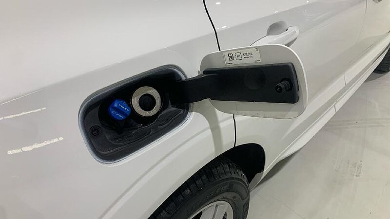Volvo XC60 2.0 D3 MOMENTUM 150 5P