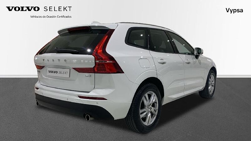 Volvo XC60 2.0 D3 MOMENTUM 150 5P
