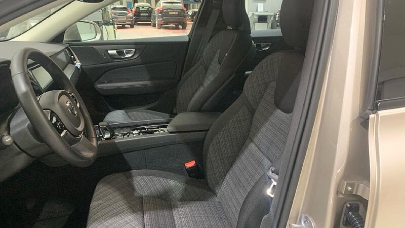 Volvo V60 Cross Country V60 Cross Country Core, B4 AWD Mild Hybrid, Diésel