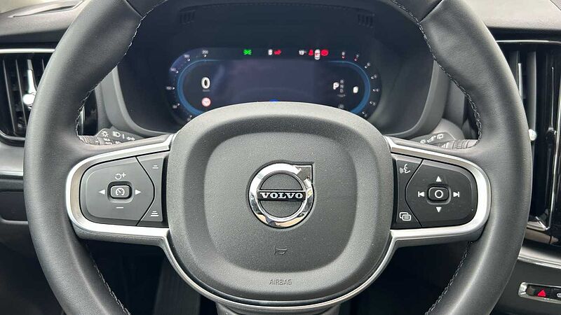 Volvo XC60 XC60 Core, B5 AWD Mild Hybrid, Gasolina