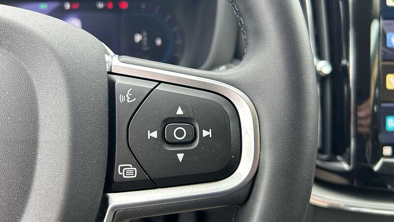 Volvo XC60 XC60 Core, B5 AWD Mild Hybrid, Gasolina