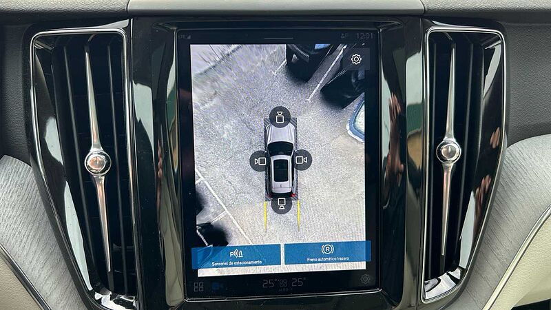 Volvo XC60 XC60 Plus, T6 AWD Híbrido enchufable, Eléctrico/Gasolina, Bright