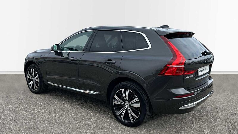 Volvo XC60 XC60 Plus, T6 AWD Híbrido enchufable, Eléctrico/Gasolina, Bright