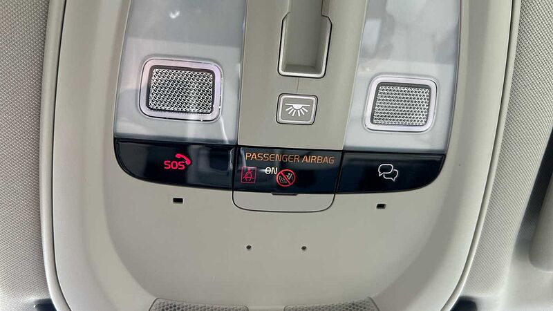 Volvo XC60 XC60 Plus, T6 AWD Híbrido enchufable, Eléctrico/Gasolina, Bright