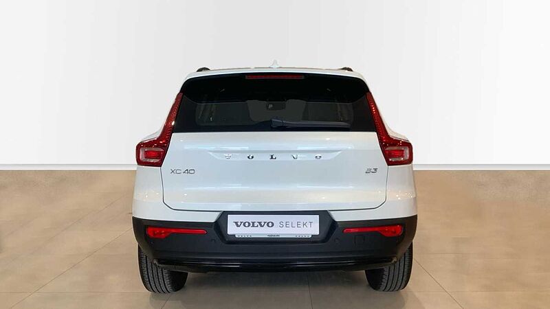 Volvo XC40 XC40 Plus, B3 Mild Hybrid, Gasolina, Dark