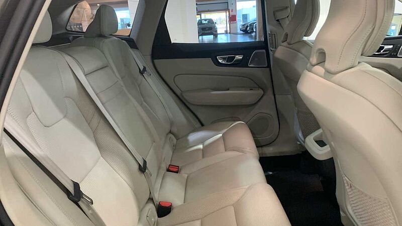 Volvo XC60 XC60 D4 AWD Inscription Autom&aacute;tico