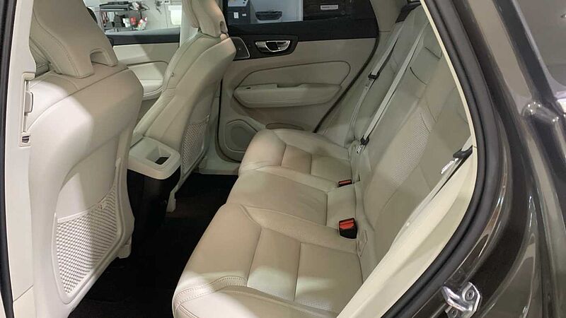 Volvo XC60 XC60 D4 AWD Inscription Autom&aacute;tico