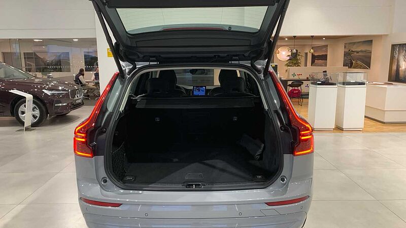 Volvo XC60 XC60 Core, B5 AWD Mild hybrid, Gasolina