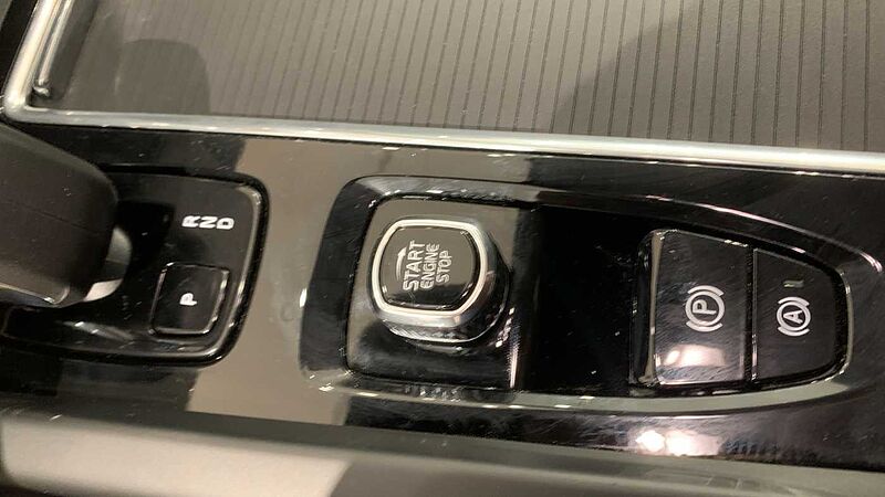 Volvo XC60 XC60 Core, B5 AWD Mild hybrid, Gasolina