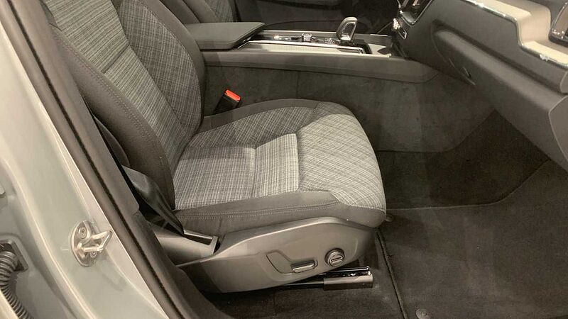 Volvo XC60 XC60 Core, B5 AWD Mild hybrid, Gasolina