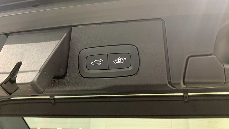 Volvo XC60 XC60 Core, B5 AWD Mild hybrid, Gasolina