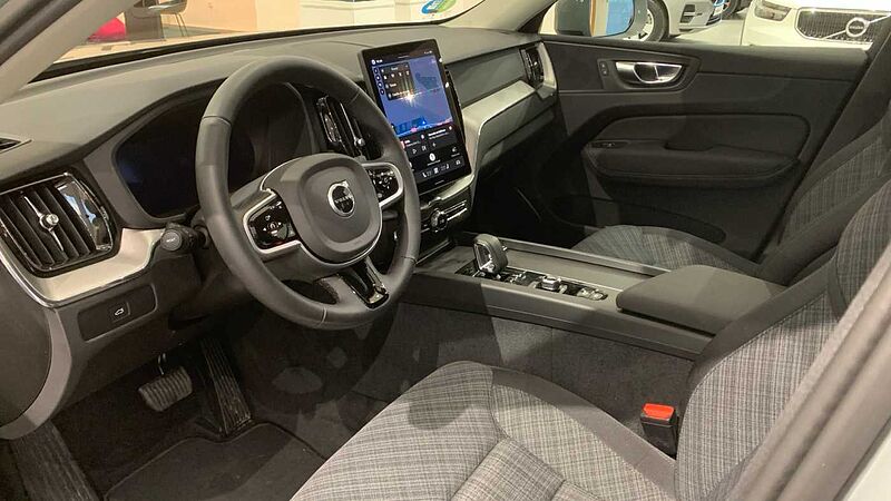 Volvo XC60 XC60 Core, B5 AWD Mild hybrid, Gasolina